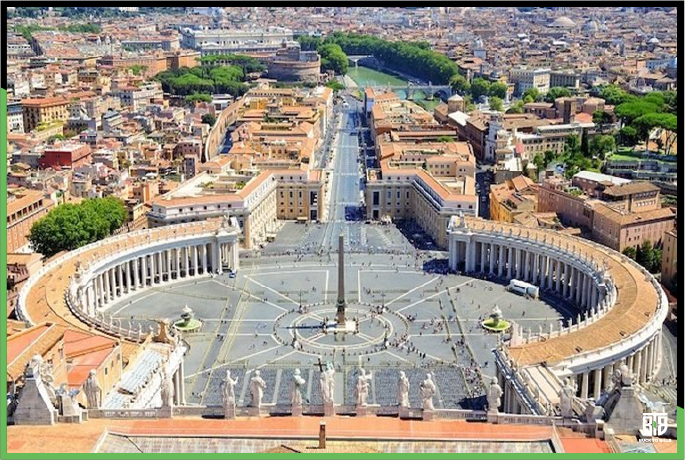 The dagger in the heart of Italy: Vatican City