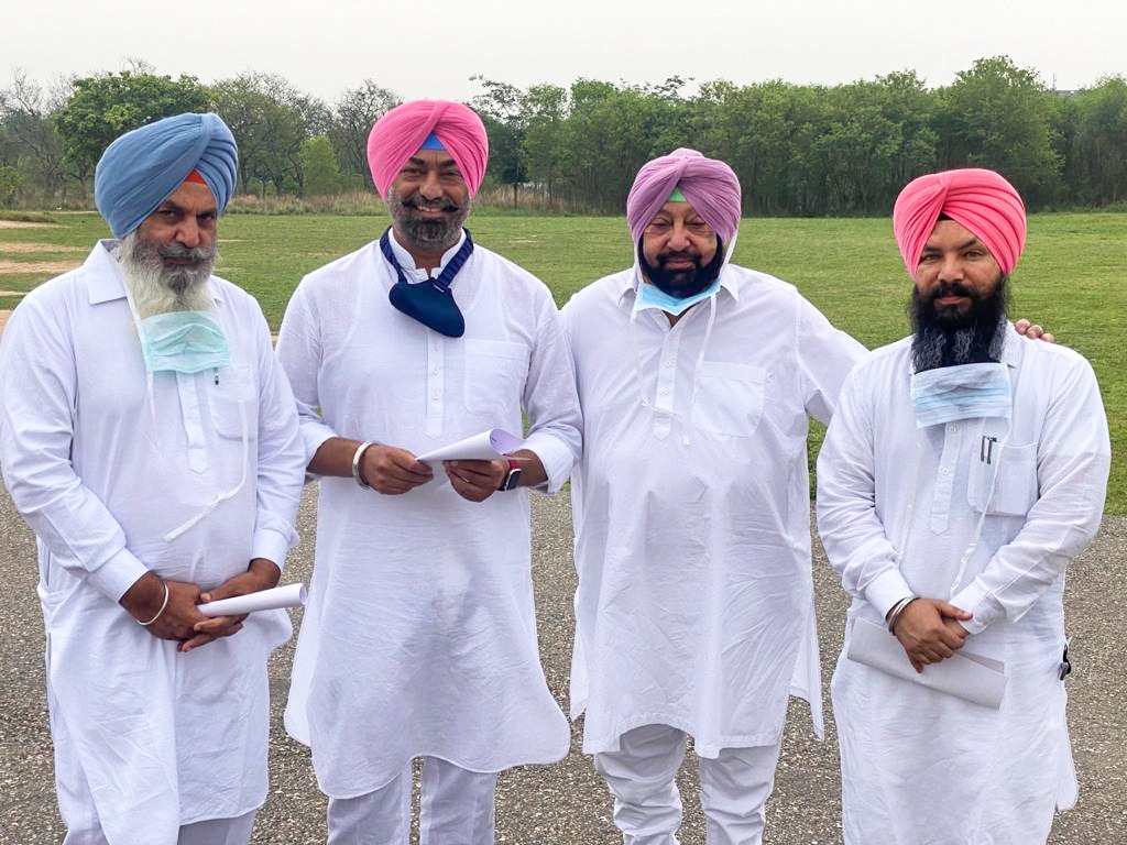 A major setback for AAP in Punjab, 3 MLA joined Congress in presence of CM Amrinder Singh.