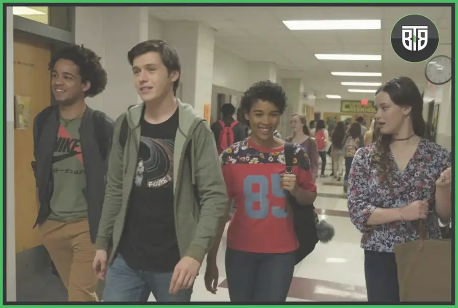 a group is roaming in the corridor of a college in a movie Alex Strangelove (Netflix original Movie) new comedies on netflix
