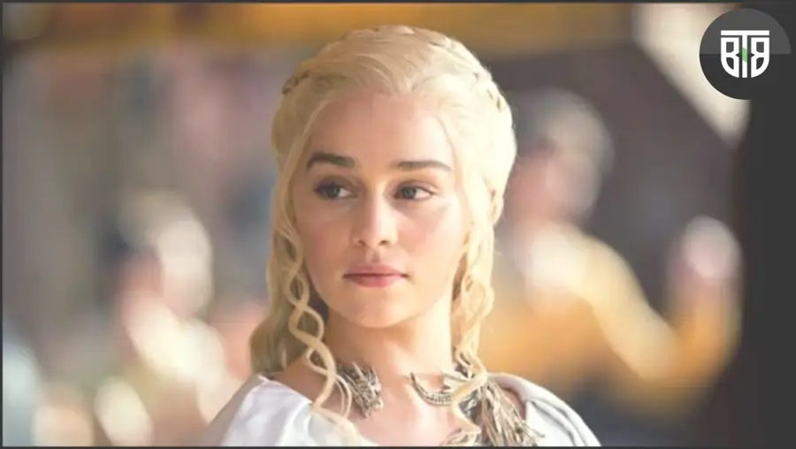 Emilia Clarke a British Actress is giving her shot